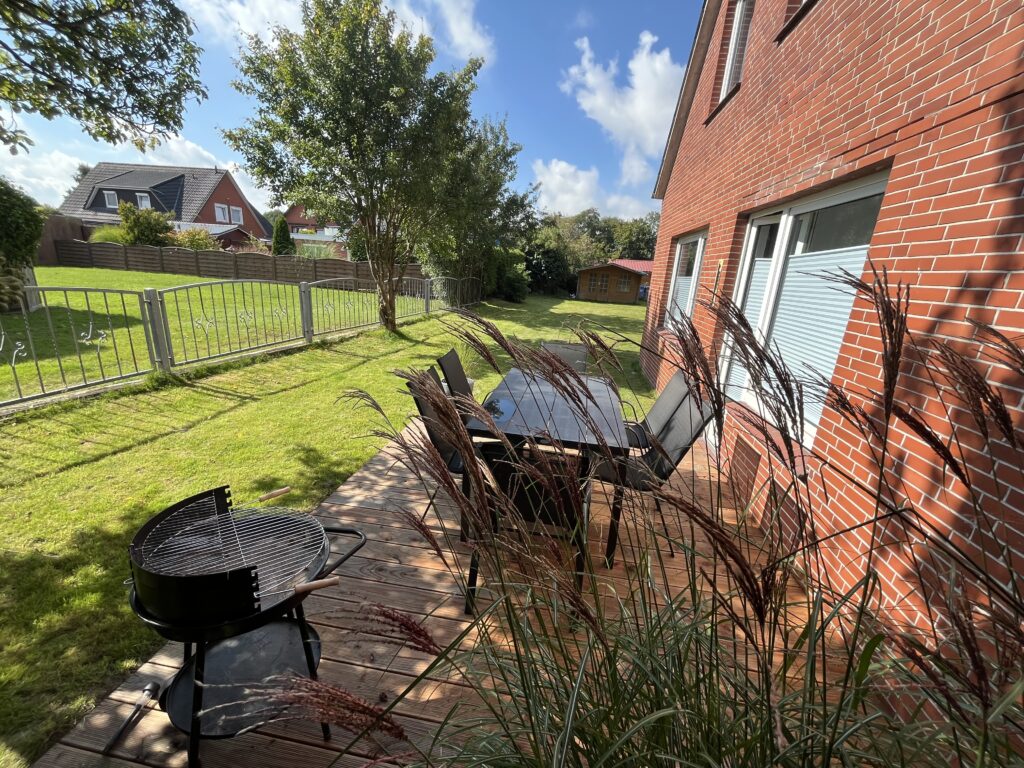 Ferienwohnungen in Bensersiel mit Terrasse und Garten – ideal für Familien und Urlaub mit Hund