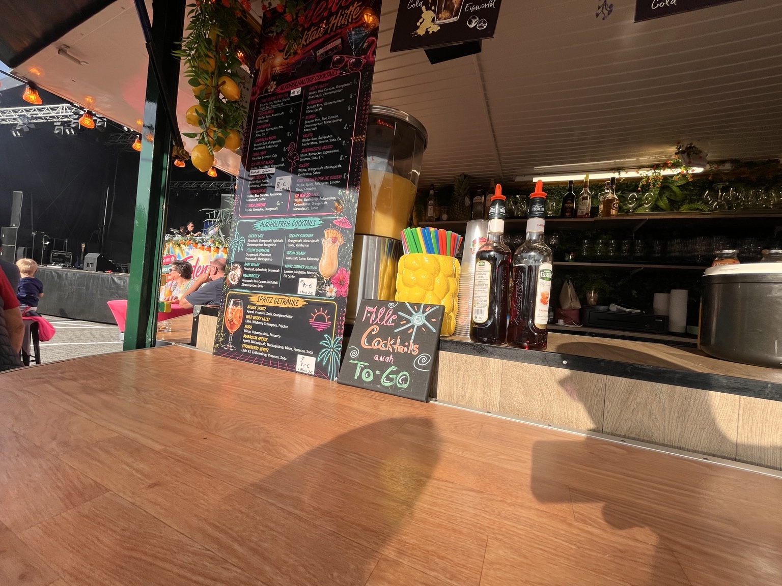 Cocktailstand beim Strand- und Hafenfest Bensersiel 2026